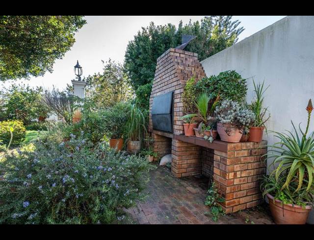 4 BEDROOM PROPERTY TO RENT IN BERGVLIET